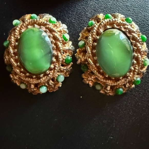 Vintage HAR signed pin  and  earrings cats eye stone 1950s? Lovely set Rare Find
